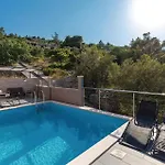 Дом отдыха Gorgeous In With Wifi