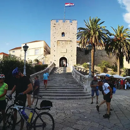 Gorgeous In With Wifi بيت للعطل *